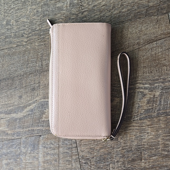 Kate Spade Wallet - Picture 2 of 5